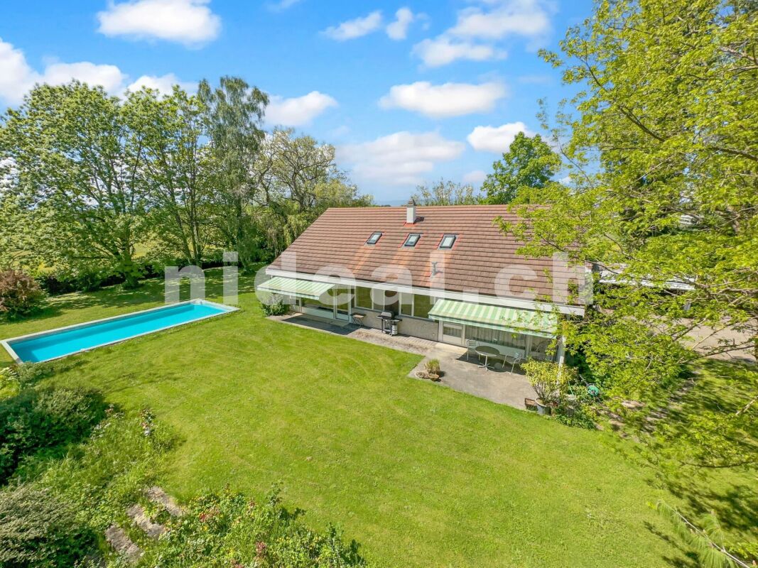 Villa individuelle 7.5 pièces, 251 m2 habitables à Lully